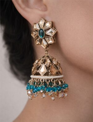 2a dome shape earring in golden and green color